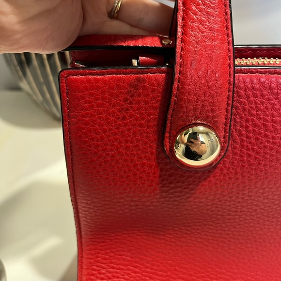 Red pebbled leather Kate Spade purse - Picture 3 of 4